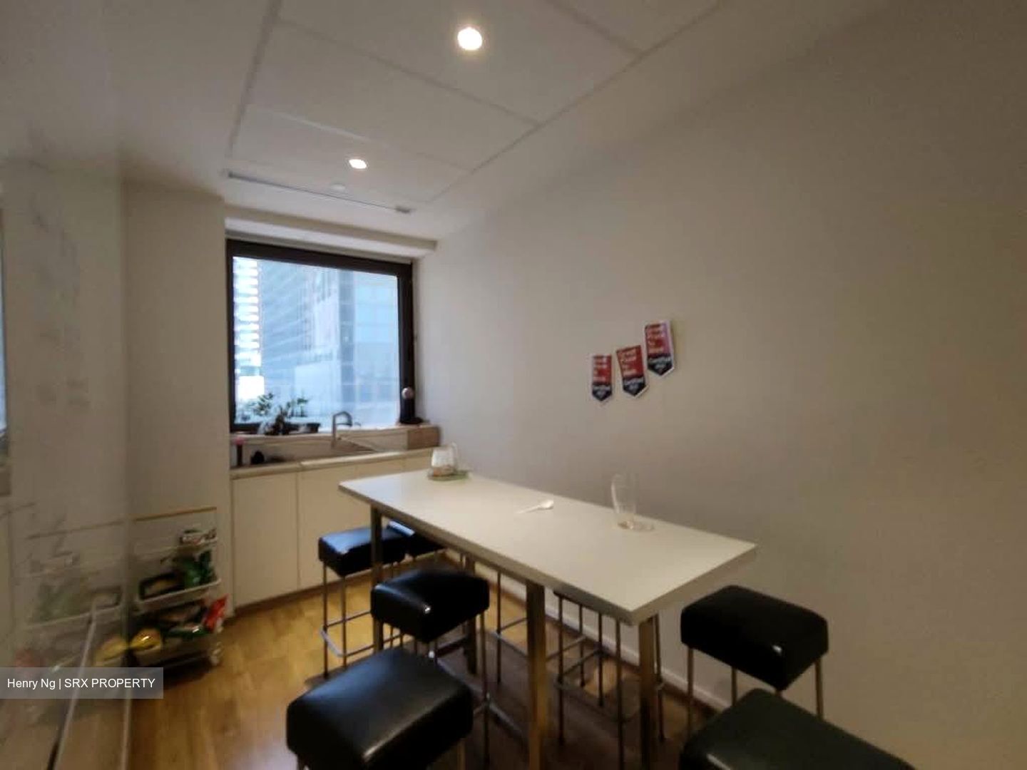 Lippo Centre (D2), Office #568251981